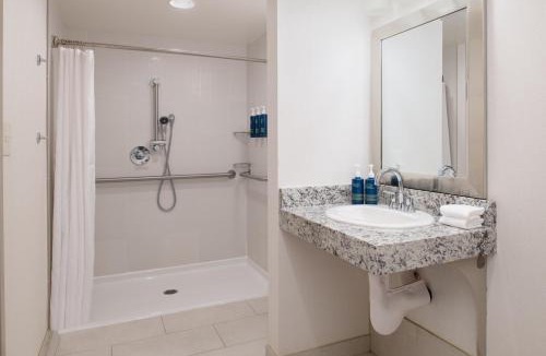 Puget Hotel | Four Points by Sheraton Bellingham Hotel & Conference Center