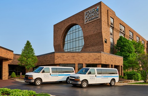 Brown Deer Hotel | Four Points by Sheraton Milwaukee North Shore
