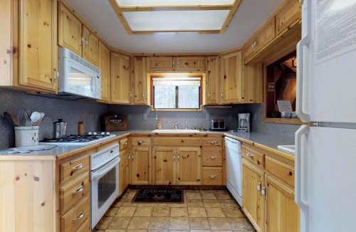 West Village House | Foxtail Delight