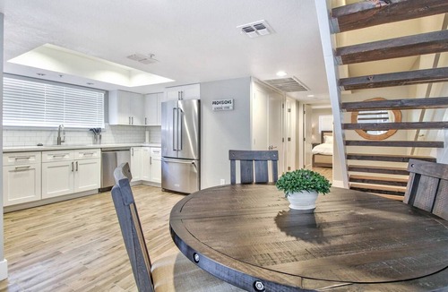 South Scottsdale Condo | FREE GOLF! Pet Friendly, Upgraded, Heated Pool/Spa Minutes to Giants stadium & Old Town Scottsdale!