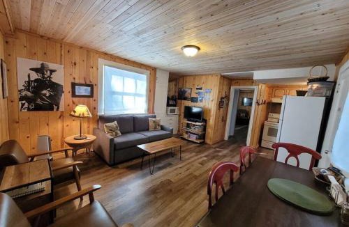 Orderville House | Free Spirit, Walking distance to East Zion trails