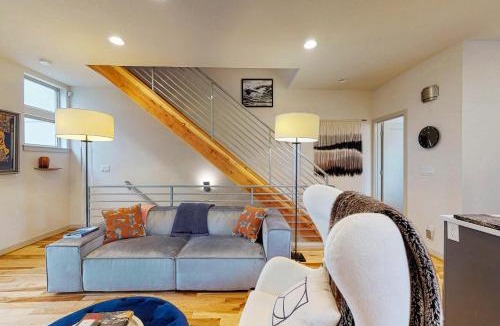 Fremont House | Fremont Skyline View