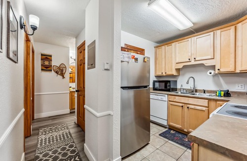 Historic District Condo | French Street Retreat - Walk Everywhere