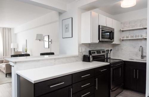 Central West End Apartment | FRONTDESK Modern 1 BR Apt by Forest Park