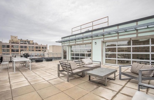 Downtown West Apartment | FRONTDESK Open 2 BR Apt near Busch Stadium