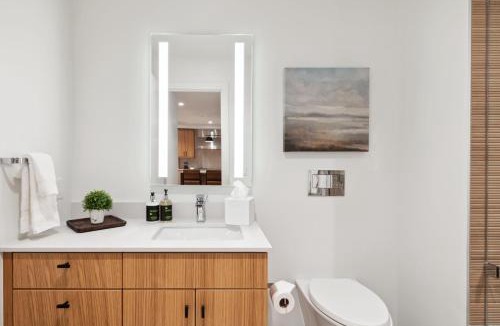 Avon Apartment | Frontgate 320 by East West Hospitality