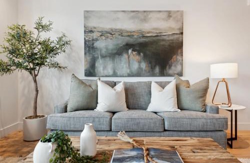 Avon Apartment | Frontgate 320 by East West Hospitality