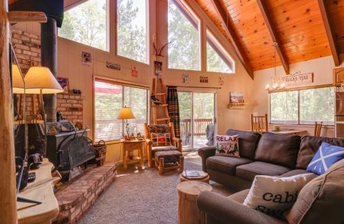 Mi-Wuk Village House | Furnished Deck: High Sierra Cabin in Twain Harte!