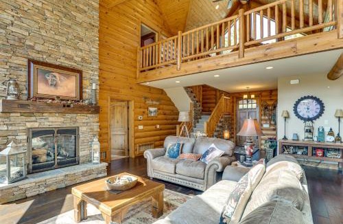 Deadwood House | Furnished Decks & Game Room: Sturgis Rally Cabin