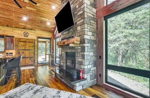 Galena House | Galena Cabin on 20 Acres: 5 Mi to Downtown!