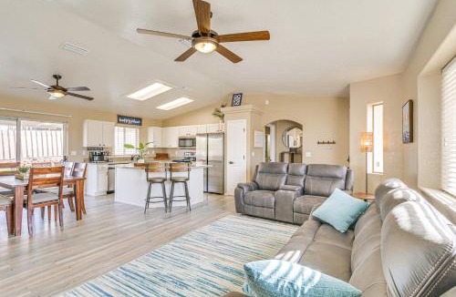 Lake Havasu City House | Game Room + Fire Pit : Lake Havasu Retreat!
