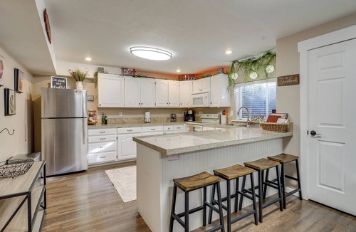 Bluffdale Apartment | Game Room + Hot Tub: Salt Lake City Area Apt