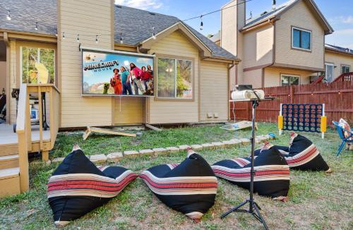 Berkley House | Game Room Paradise, Firepit & Outdoor Movies