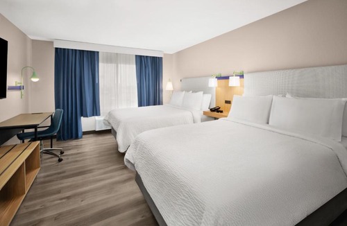 Lincoln Hotel | Garner Hotel Lincoln North by IHG