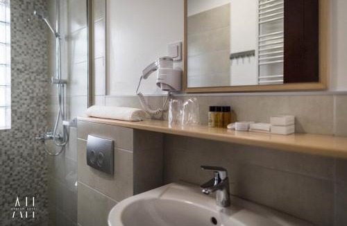 Niksic Hotel | GARNI HOTEL ATRIUM