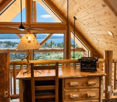 Grand Lake Hotel | Gateway Inn