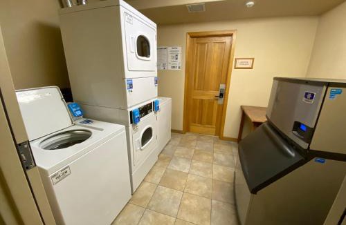 Mountain House House | Gateway Lodge 5089 by SummitCove Lodging in Colorado
