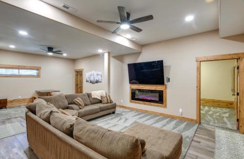 Island Park House | Gateway to Yellowstone! Modern Island Park Cabin