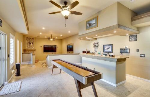 Lake Havasu City House | Gather & Unwind, Mtn-View Home in Lake Havasu City