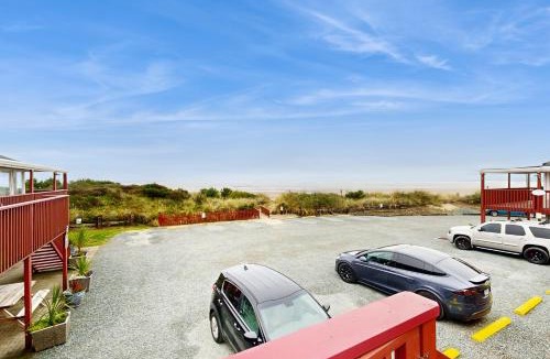 Rockaway Beach House | Getaway #12