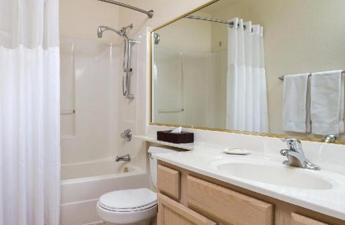Lake Havasu City Hotel | GetAways at Havasu Dunes Resort