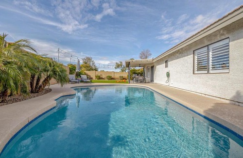 Meadows House | Gilbert Harwell