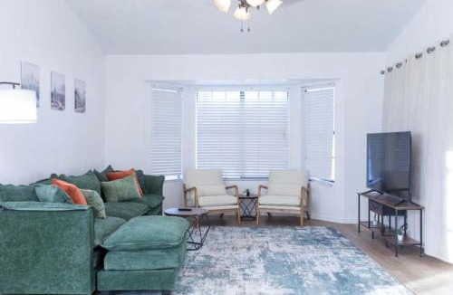 Gilbert House | Gilbert Home Private fenced Pool Family Fun and Prime Location