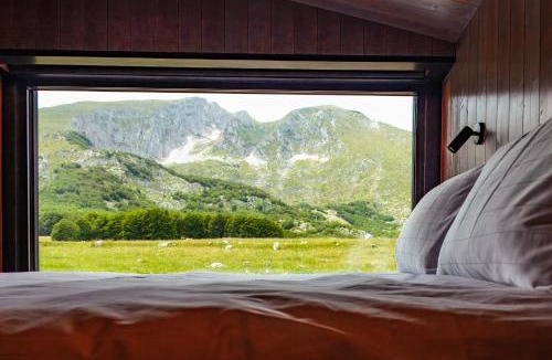 Virak Ski Chalet | Ginger Cabins