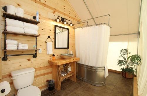 Orderville Other | Glamping Tent #1 with Heat AC and Private Bath