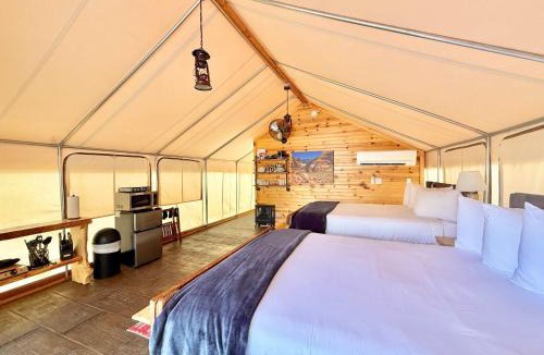 Orderville Other | Glamping Tent #4 with Heat AC and Private Bath