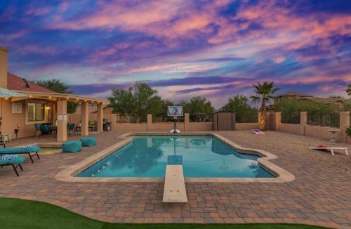 Fountain Hills House | Glenbrook - Free Heated Pool - Hot Tub - Fire Pit