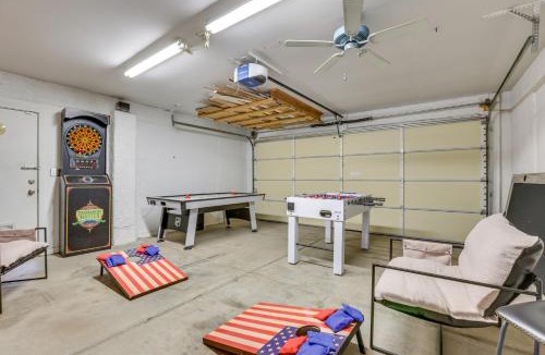Glendale House | Glendale Entertainment Hub! Family Home w/Pool
