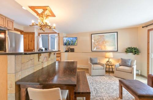 Peak 8 Apartment | Gold Camp Nugget Condo: Nice Updates