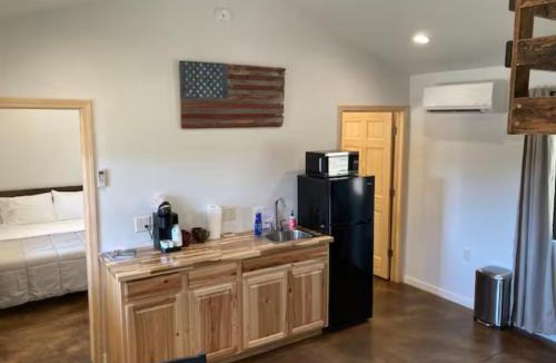 Custer House | Gold Valley Camp Cabin 2