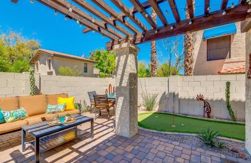 Ahwatukee Foothills House | Golf Community Townhouse with Amenities Galore! condo