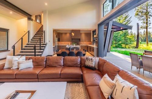 Cle Elum House | Golf Course View, Fire Pit & Suncadia Pool Access