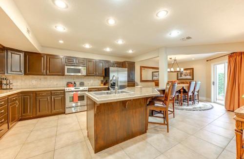 St. George House | Golf Getaway 5 Mi to Dtwn: Las Palmas Resort Condo