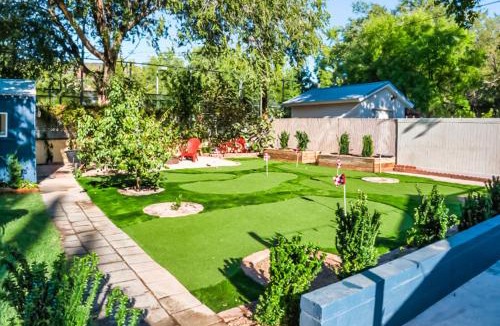St. George House | Golf Gym HotTub Pets Game room Patio