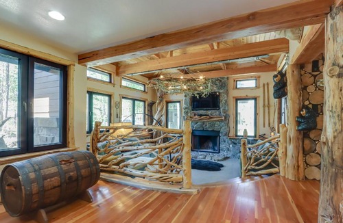 Sunriver House | Golfcourse Getaway in the Meadows
