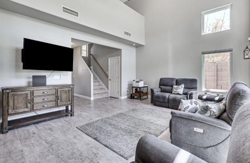 South Mountain House | Golfer's Haven! PHX Getaway - 7 Mi to Dtwn!