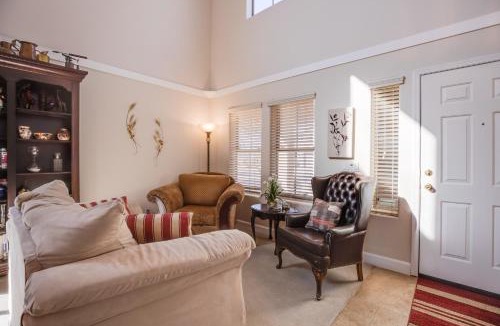San Tan Valley House | Golfer's Oasis w/Balcony & BBQ in San Tan Valley