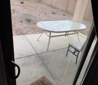 Palm Valley House | Goodyear Cul-de-sac Room 6