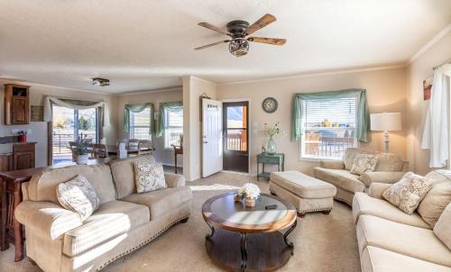Etna Villa | Gorgeous Secluded Villa with Hot-tub, Fire Pit and Games in Etna, Wyoming
