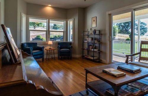 Paso Robles House | Graceful Oaks