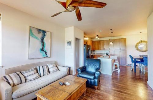 Silvercreek Apartment | Granby Ranch H103