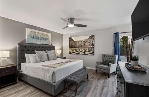 Raskin Estates House | Grand Camino - Stylish Vibes Pool Grille Firepit