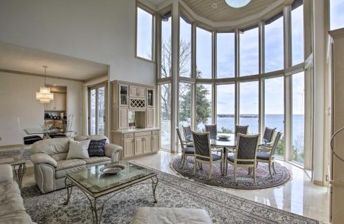 Egg Harbor House | Grand Egg Harbor Home w/Stunning Lake Views!