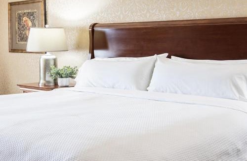 Rapid City Hotel | Grand Gateway Hotel