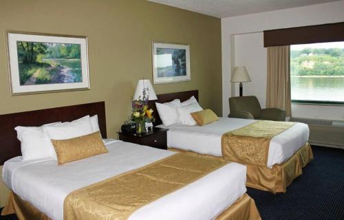 Dubuque Hotel | Grand Harbor Resort