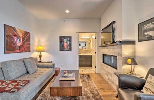 Grand Lake House | Grand Lake Condo w/Balcony & Mountain Views